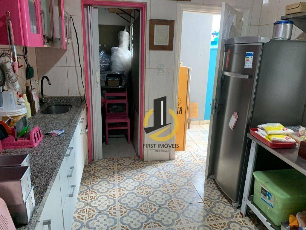 Sobrado à venda com 4 quartos, 155m² - Foto 13