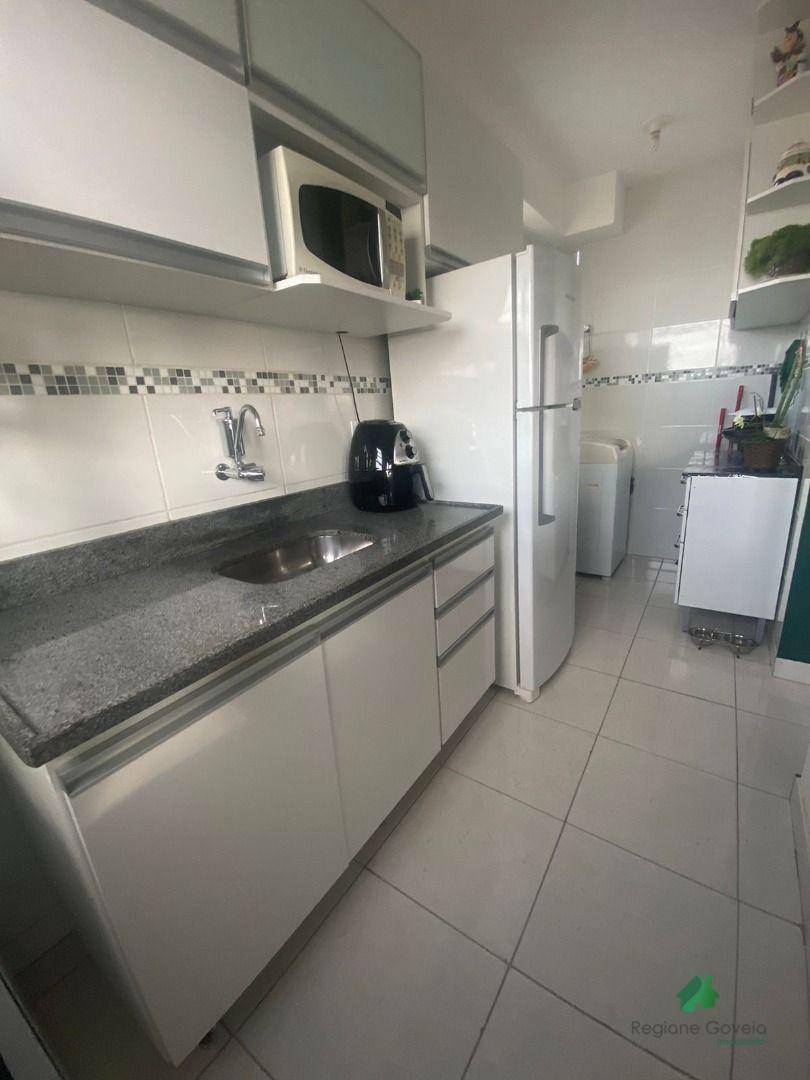 Apartamento à venda com 2 quartos, 65m² - Foto 17