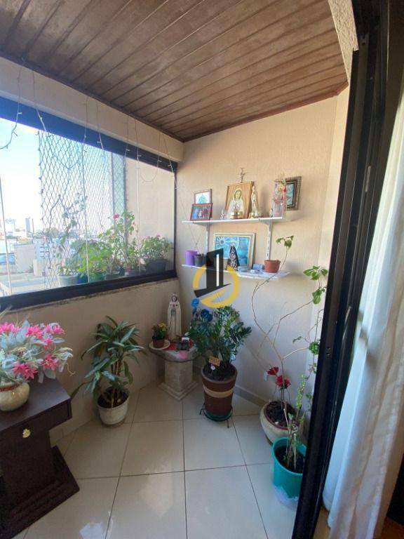 Apartamento à venda com 2 quartos, 78m² - Foto 8