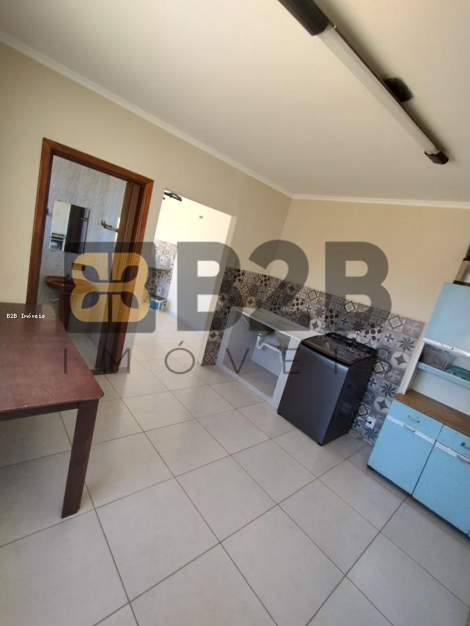 Casa à venda com 3 quartos, 195m² - Foto 17