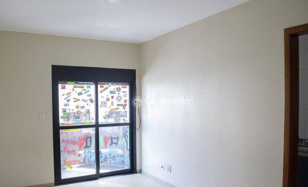 Apartamento à venda com 4 quartos, 190m² - Foto 10