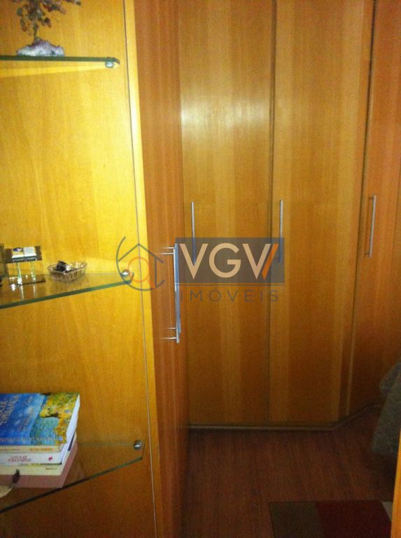 Apartamento à venda com 2 quartos, 120m² - Foto 11