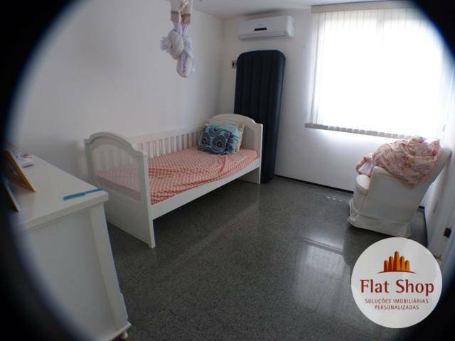 Apartamento à venda com 4 quartos, 200m² - Foto 7