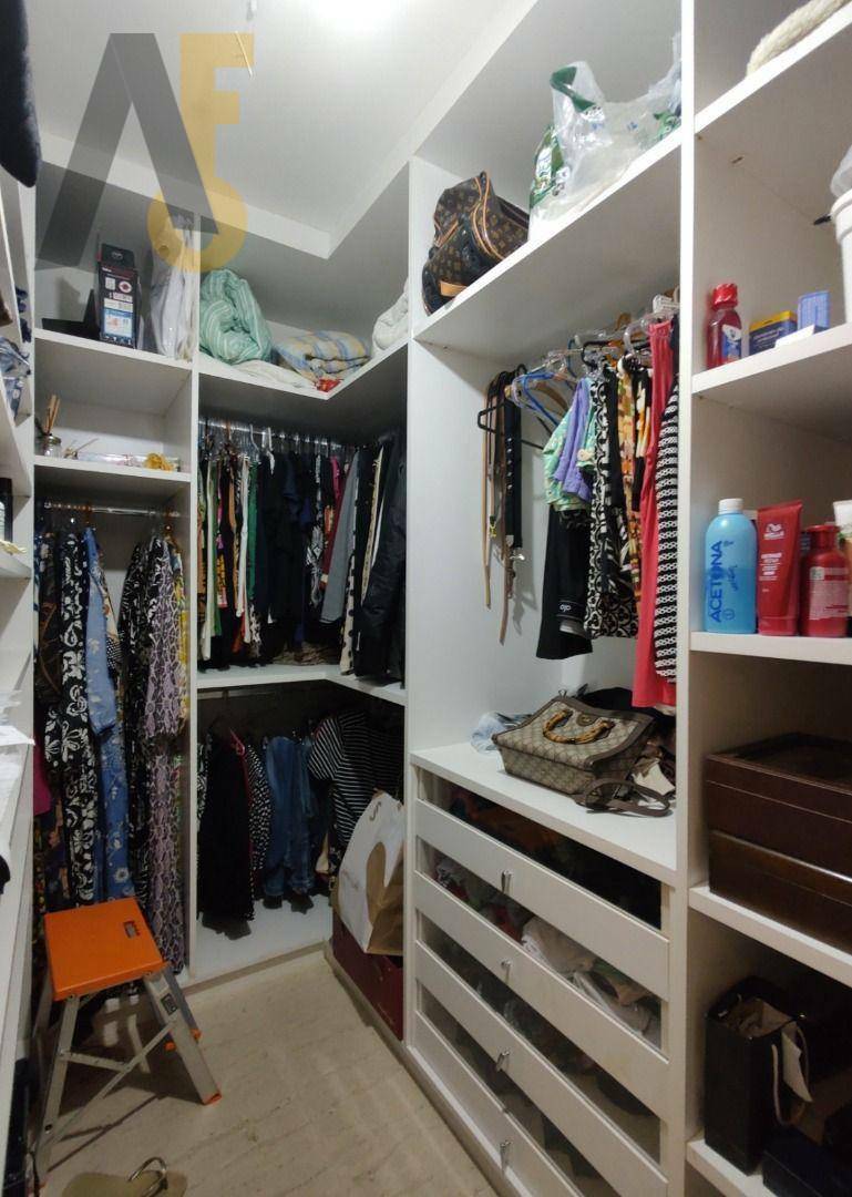 Casa de Condomínio à venda com 4 quartos, 298m² - Foto 11