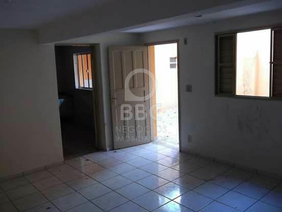 Casa à venda com 2 quartos, 217m² - Foto 11