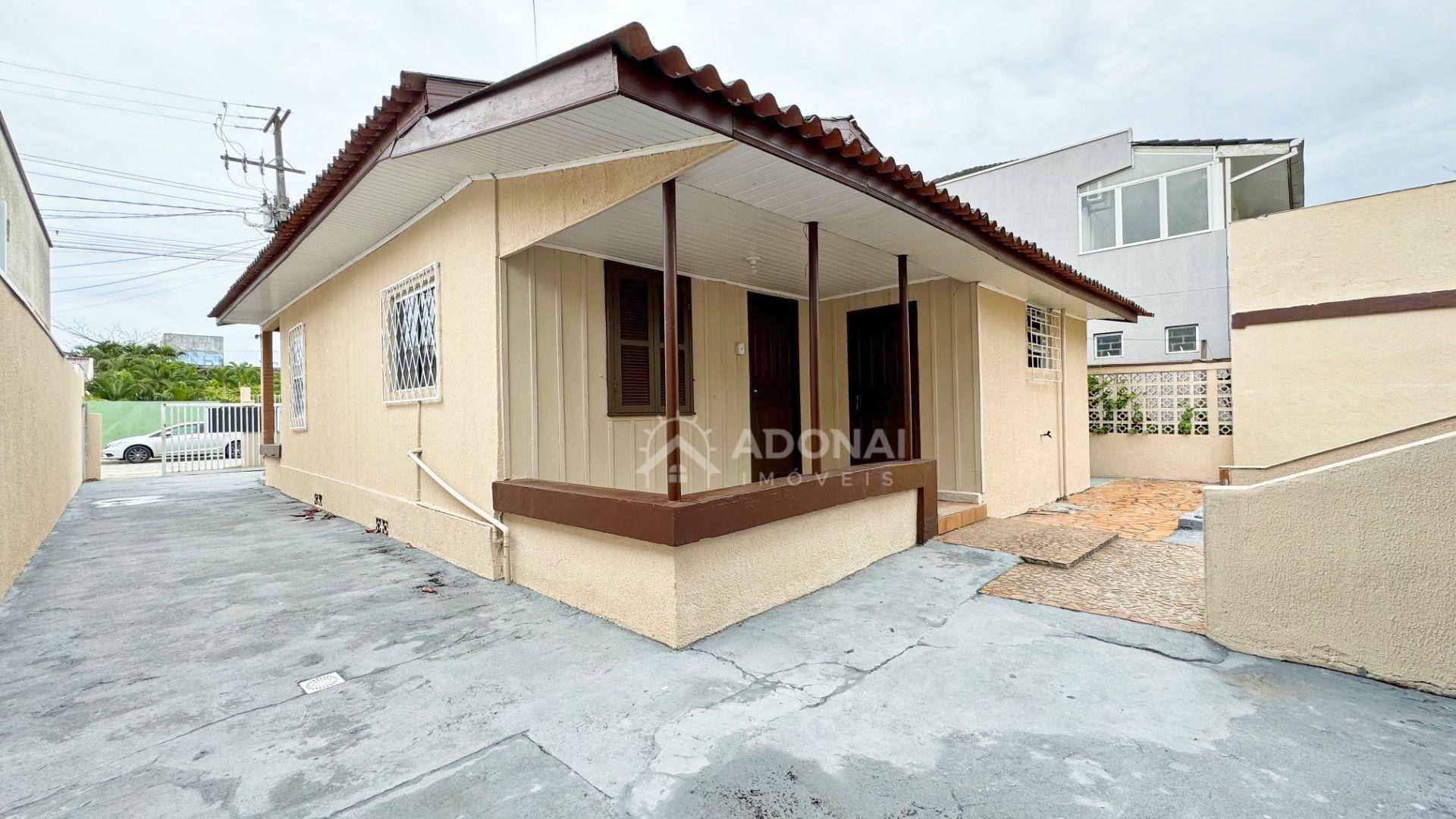 Casa à venda com 5 quartos, 210m² - Foto 16