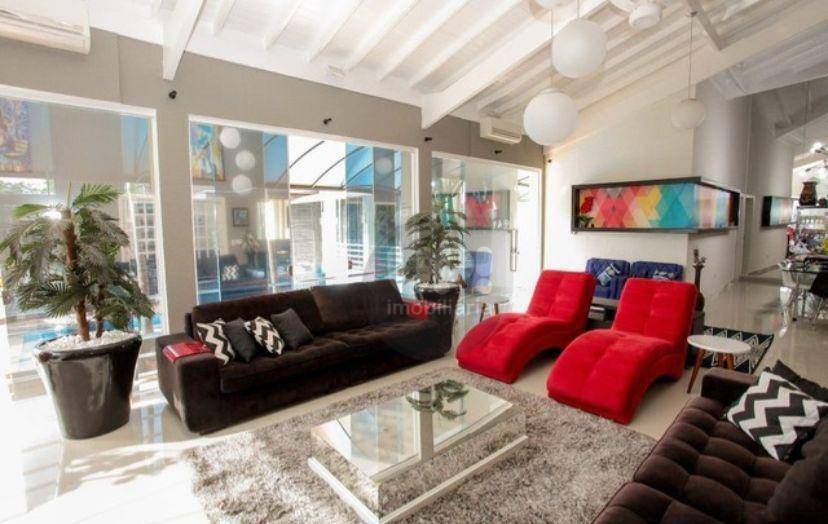 Casa de Condomínio à venda com 6 quartos, 850m² - Foto 4