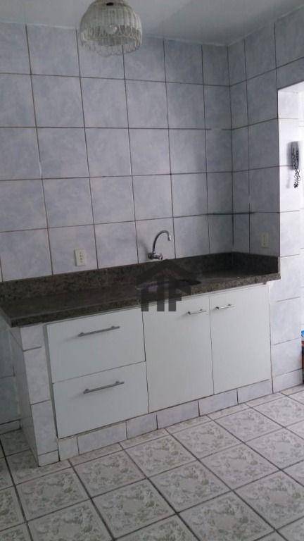 Apartamento à venda com 2 quartos, 82m² - Foto 10