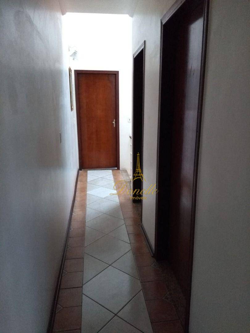 Casa à venda com 3 quartos, 200m² - Foto 24