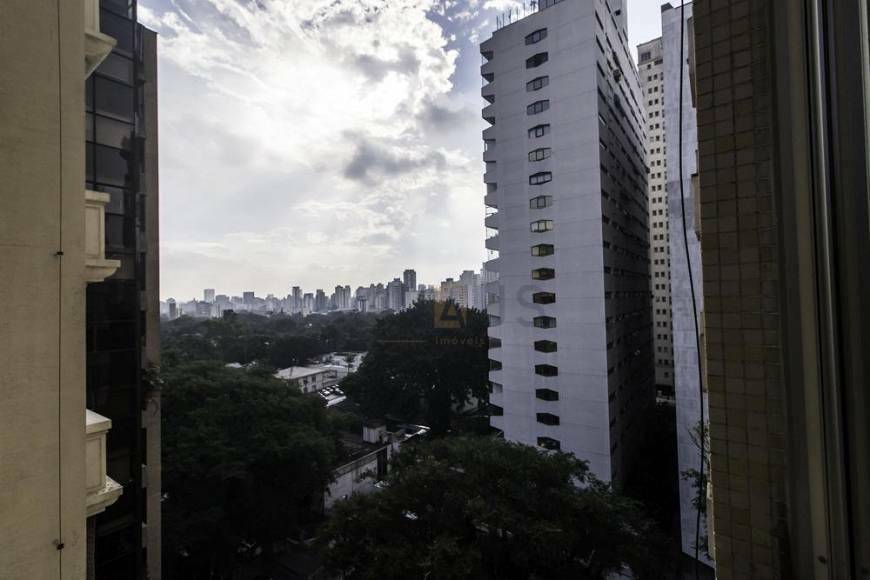 Apartamento à venda com 3 quartos, 231m² - Foto 5