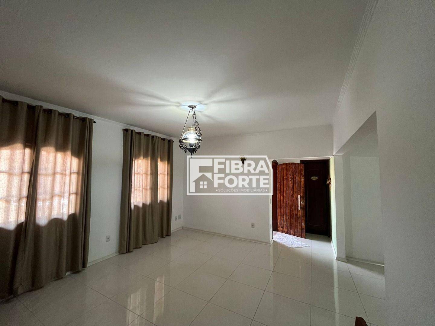 Casa à venda com 3 quartos, 169m² - Foto 4