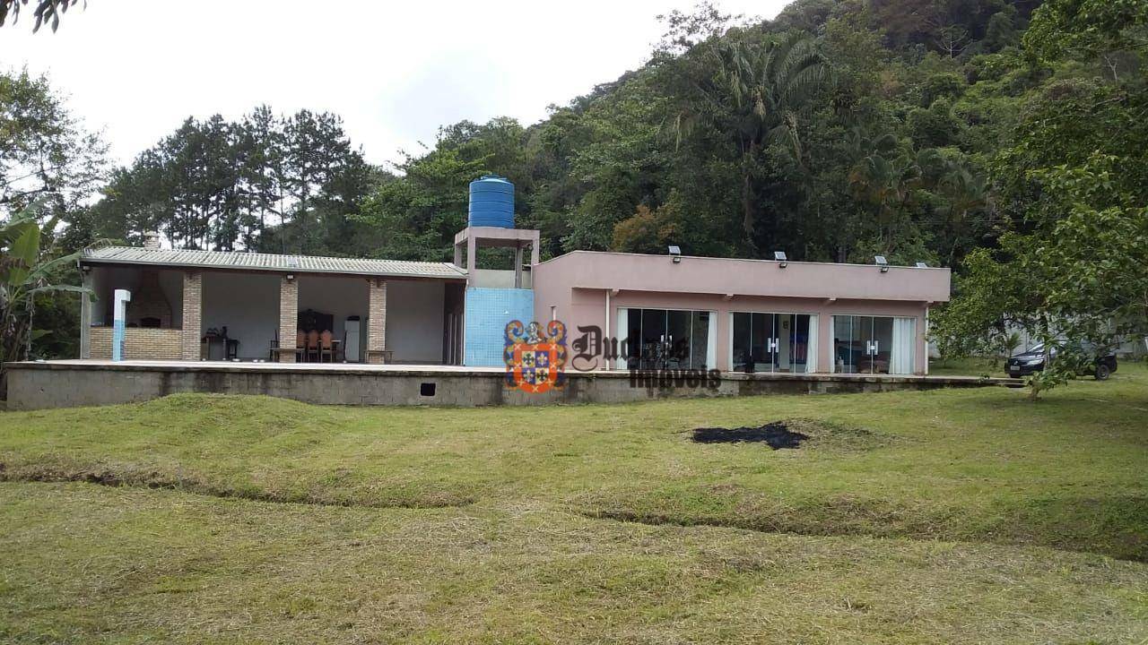 Chácara à venda com 5 quartos, 498m² - Foto 2