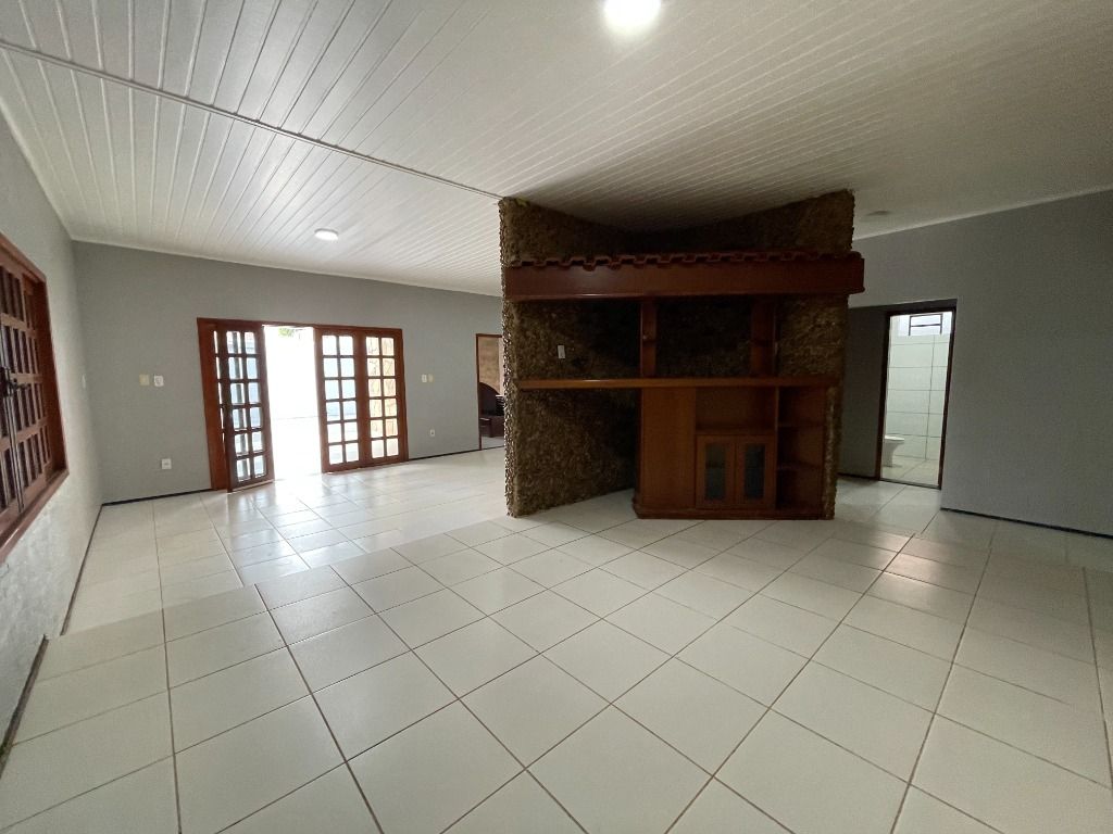 Casa à venda com 4 quartos, 400m² - Foto 11