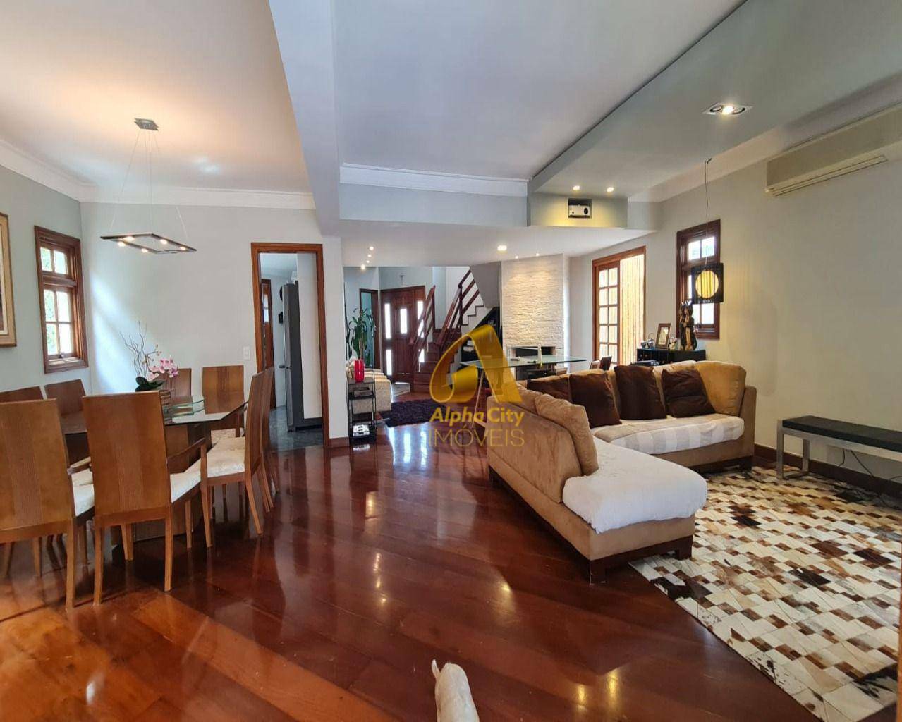 Casa de Condomínio à venda com 4 quartos, 300m² - Foto 23