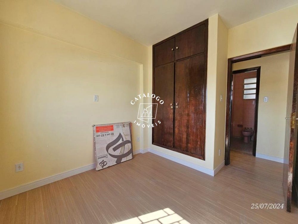 Apartamento à venda com 2 quartos, 70m² - Foto 14