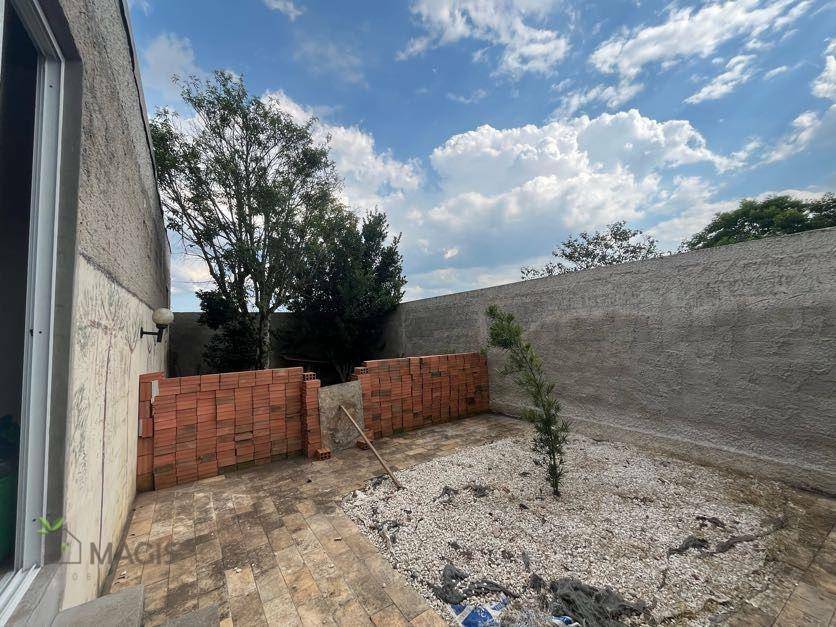 Casa à venda com 4 quartos, 230m² - Foto 30