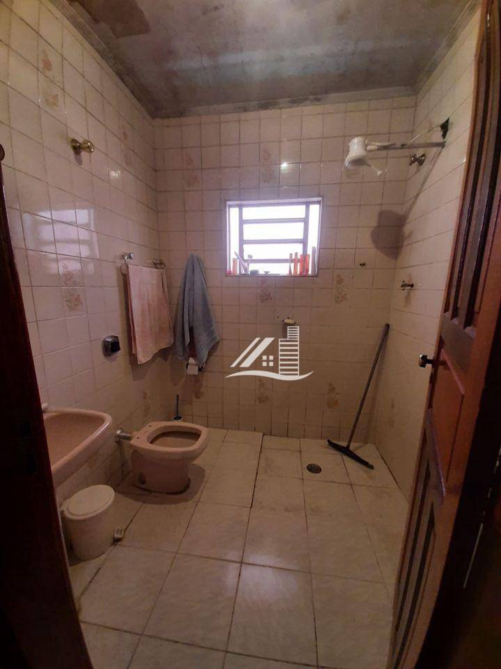 Sobrado à venda e aluguel com 3 quartos, 142m² - Foto 26