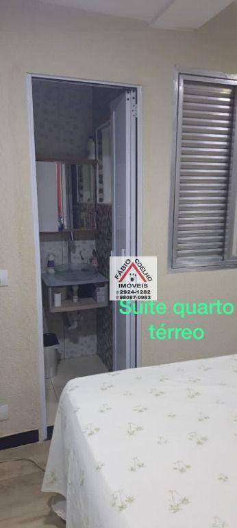 Sobrado à venda com 3 quartos, 240m² - Foto 35