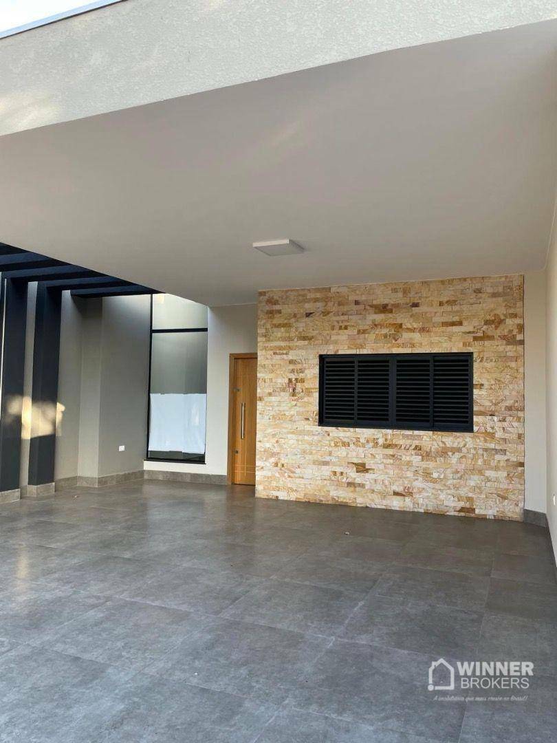 Casa à venda com 3 quartos, 117m² - Foto 2