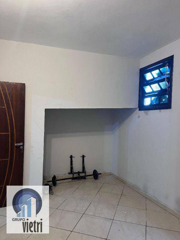 Sobrado para alugar com 3 quartos, 160m² - Foto 12