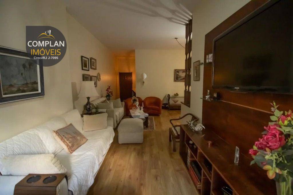 Apartamento à venda com 3 quartos, 112m² - Foto 5