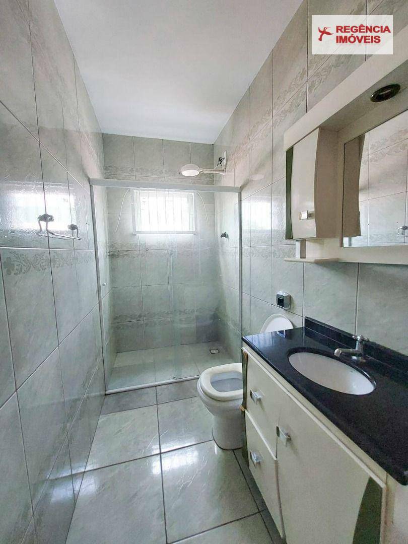 Casa à venda com 7 quartos, 300m² - Foto 7