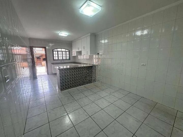 Sobrado à venda e aluguel com 3 quartos, 131m² - Foto 24