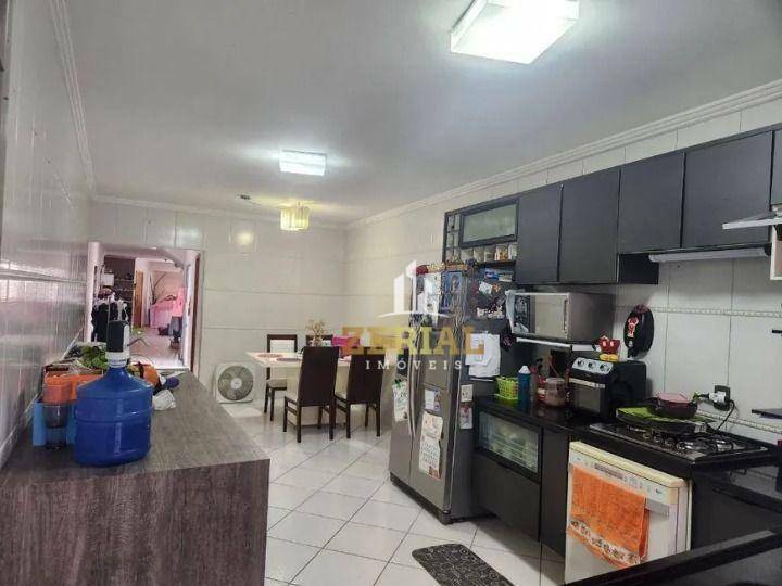 Sobrado à venda com 2 quartos, 163m² - Foto 4