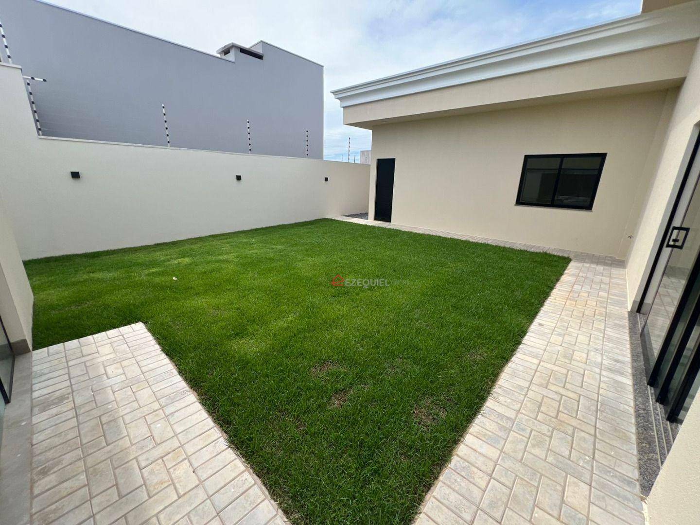 Casa à venda com 3 quartos, 146m² - Foto 4