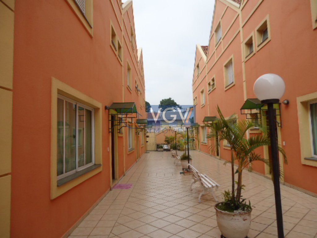 Casa de Condomínio à venda com 3 quartos, 230m² - Foto 11