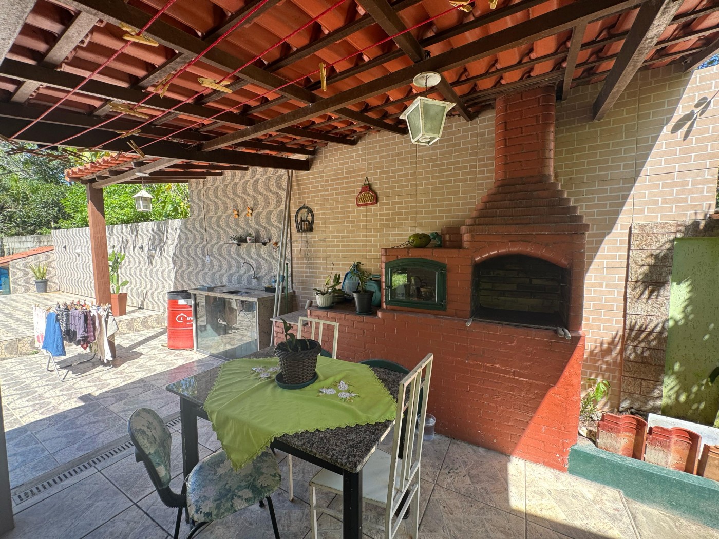 Casa à venda com 3 quartos, 600m² - Foto 9