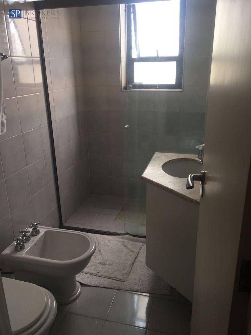 Apartamento à venda com 4 quartos, 227m² - Foto 22