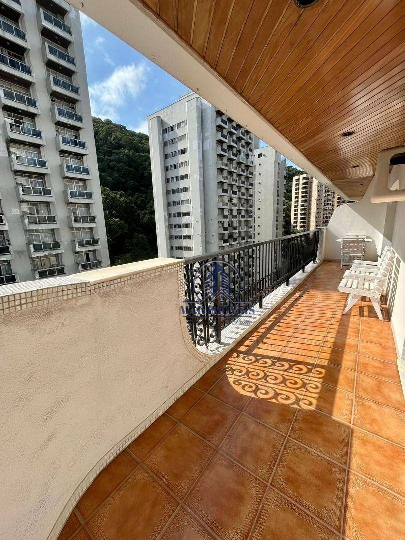 Apartamento à venda com 3 quartos, 165m² - Foto 2