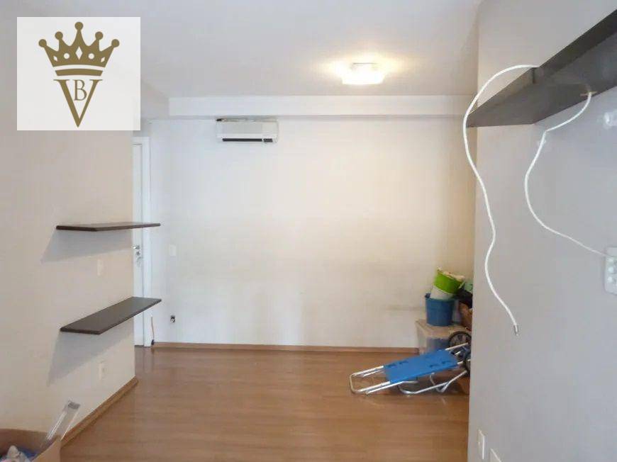 Apartamento à venda com 3 quartos, 80m² - Foto 2