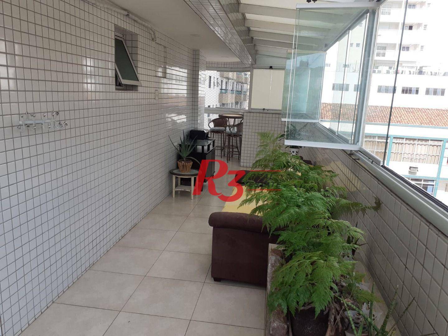 Apartamento à venda com 3 quartos, 145m² - Foto 2