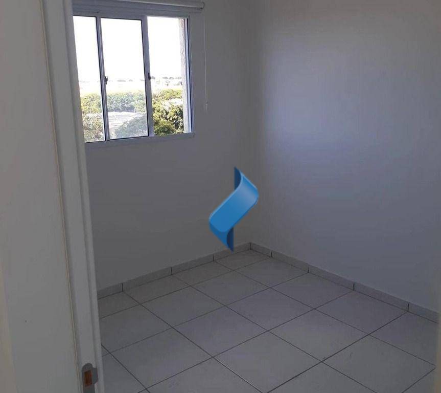 Apartamento à venda com 2 quartos, 45m² - Foto 2