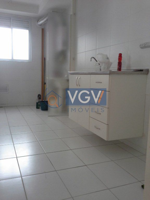 Apartamento para alugar com 2 quartos, 70m² - Foto 12