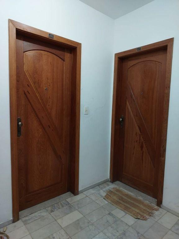 Apartamento à venda com 3 quartos, 67m² - Foto 3