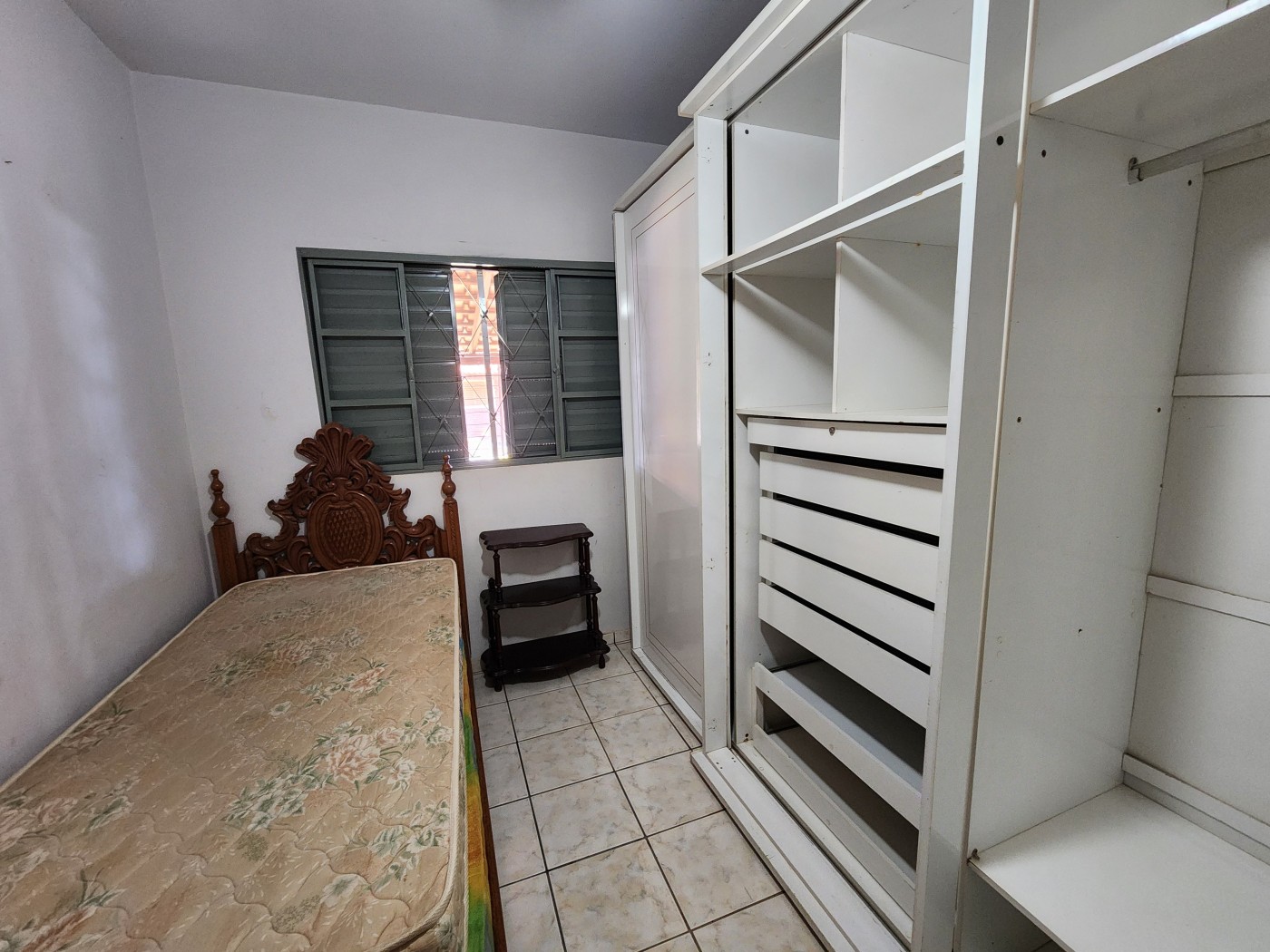 Casa para alugar com 3 quartos, 80m² - Foto 11