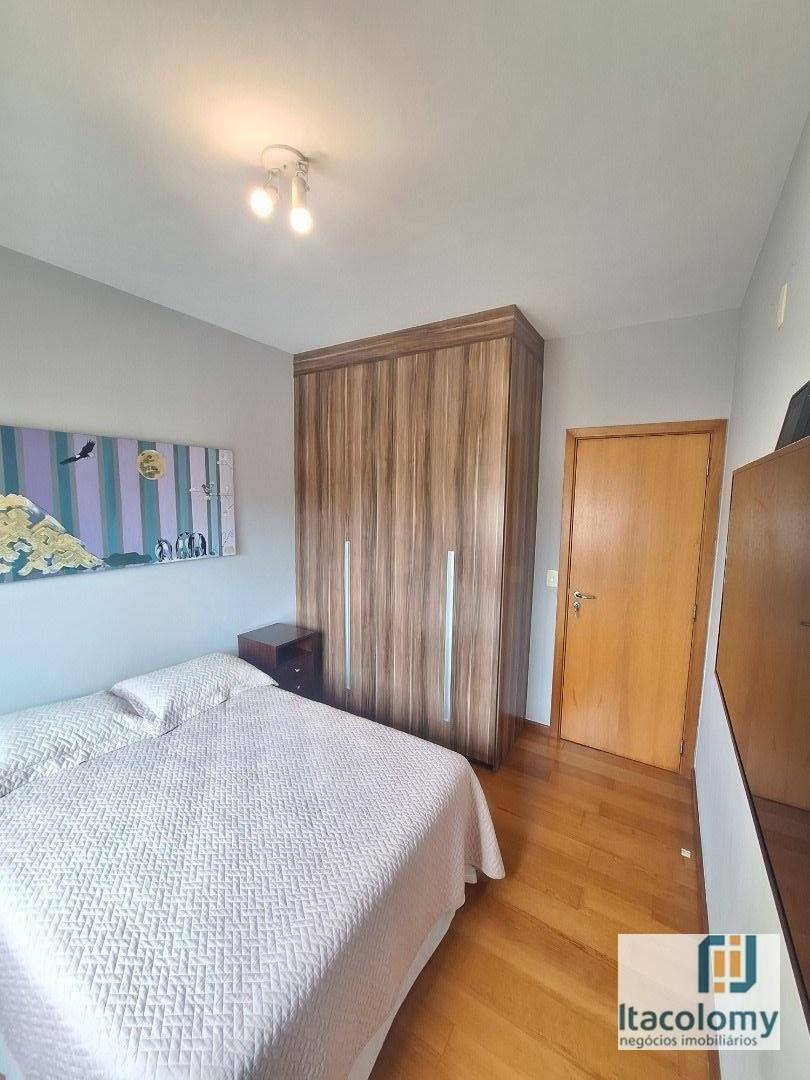 Apartamento para alugar com 3 quartos, 133m² - Foto 4