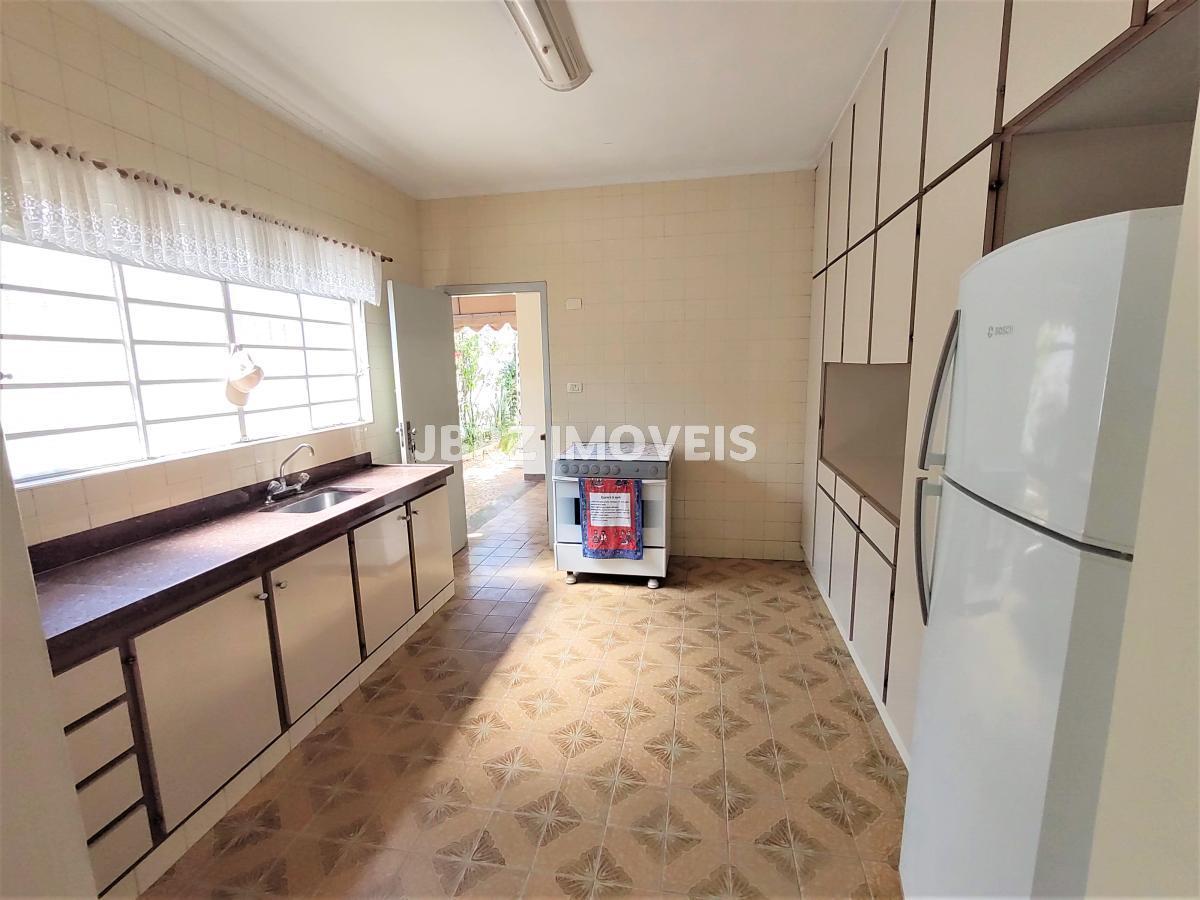 Casa à venda com 3 quartos, 185m² - Foto 9