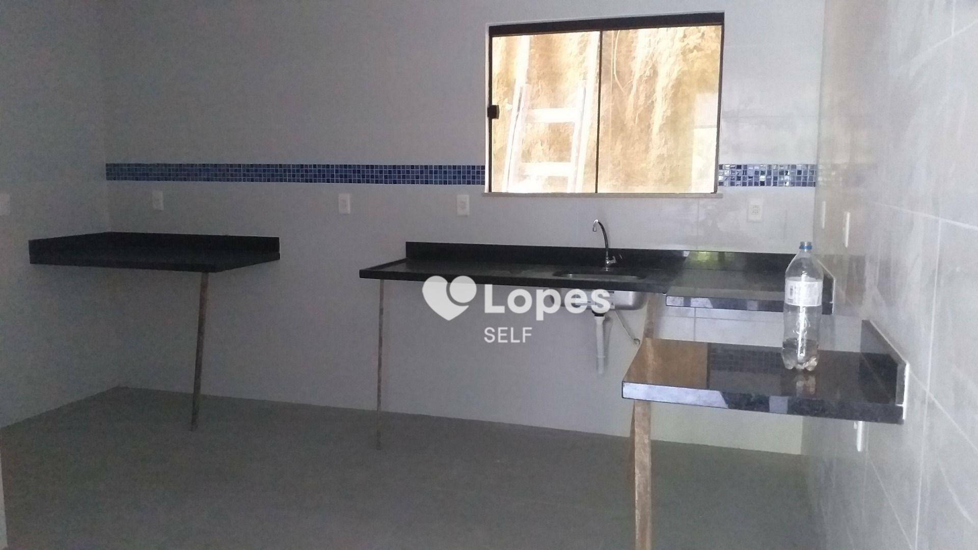 Casa à venda com 3 quartos, 258m² - Foto 7