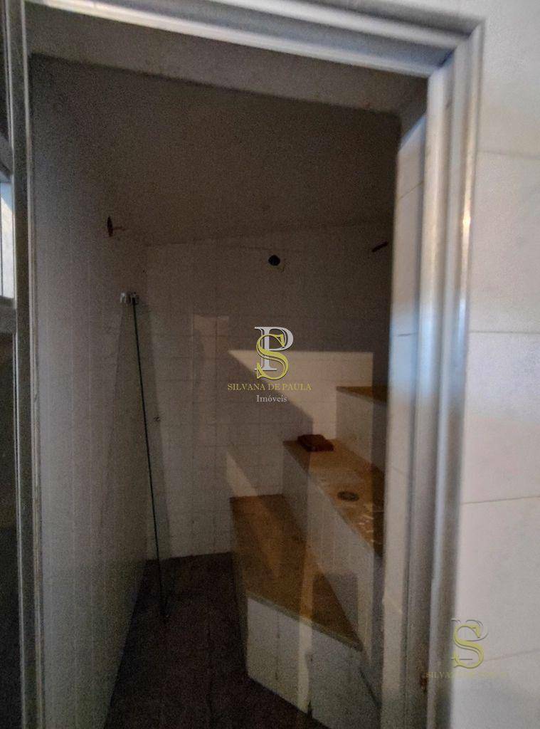 Chácara à venda com 6 quartos, 1600m² - Foto 22