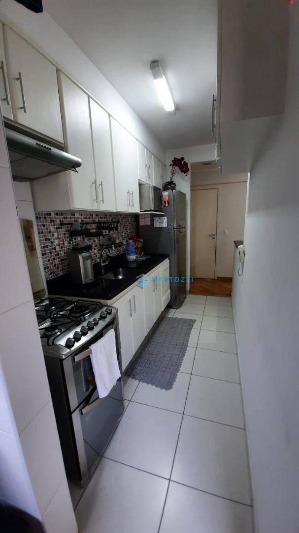 Apartamento à venda com 2 quartos, 65m² - Foto 5