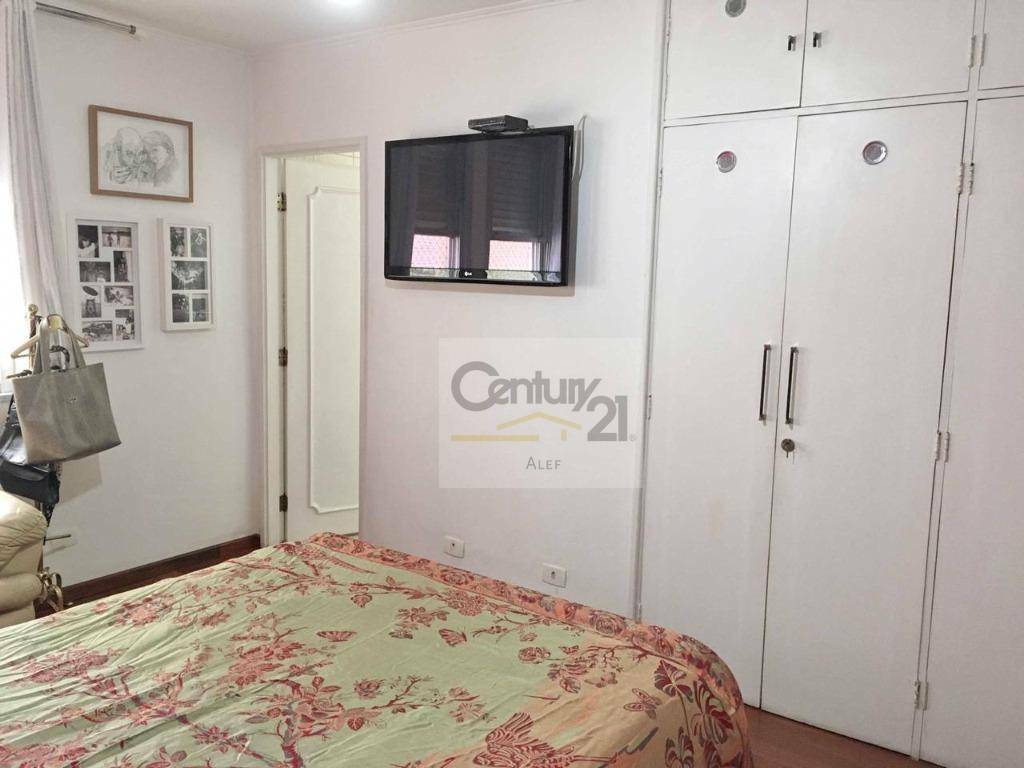 Apartamento à venda com 3 quartos, 165m² - Foto 10