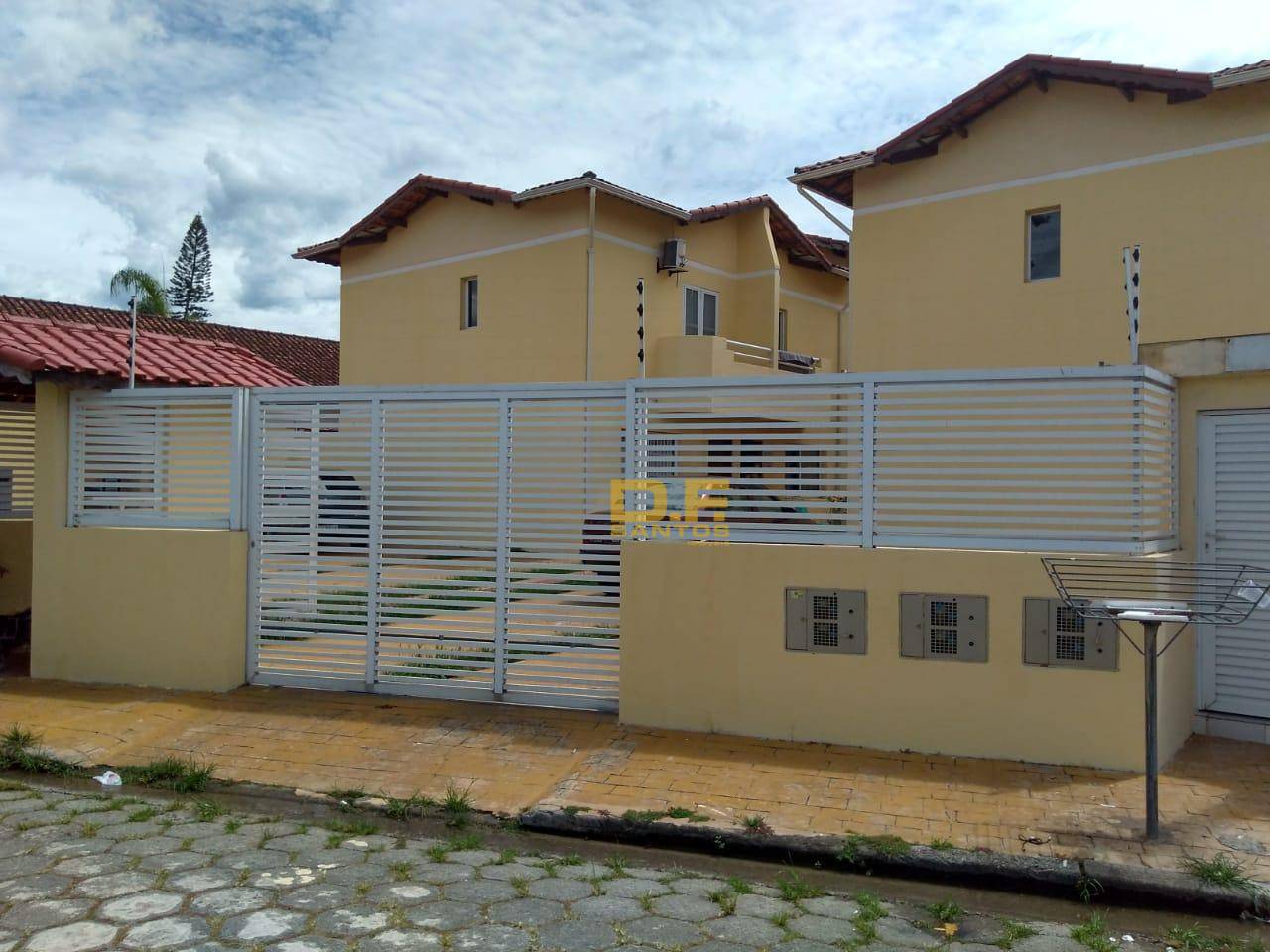 Sobrado à venda com 2 quartos, 72m² - Foto 10