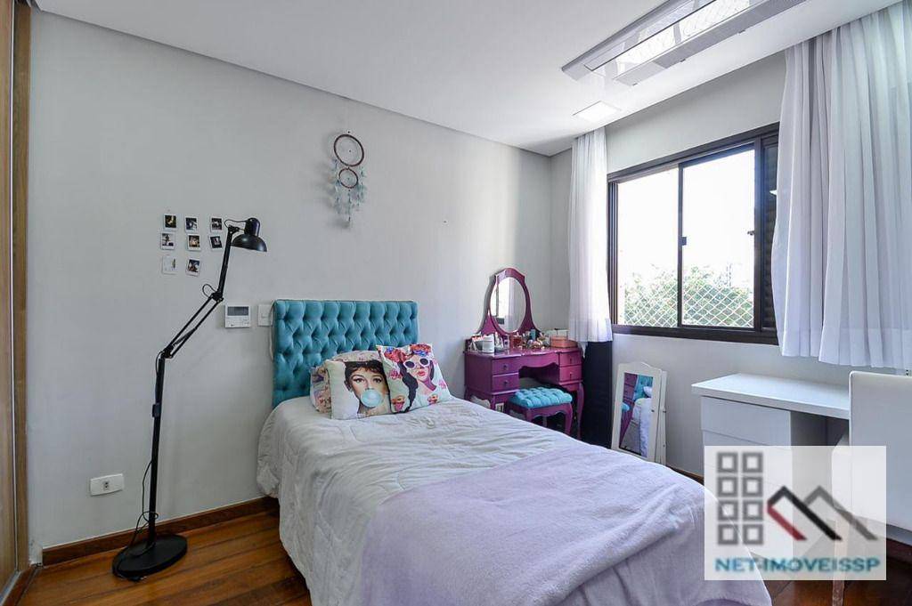 Apartamento à venda com 4 quartos, 230m² - Foto 8