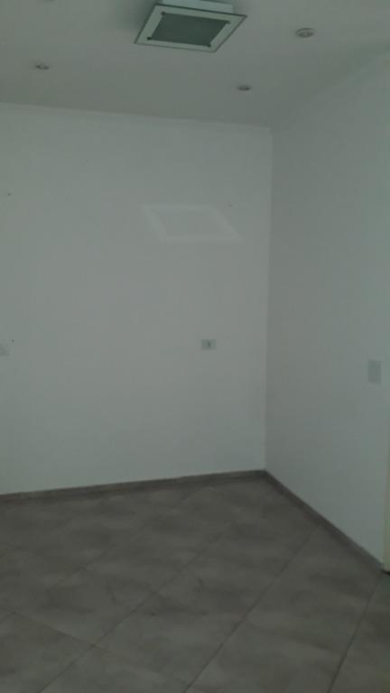 Sobrado à venda e aluguel com 3 quartos, 180m² - Foto 11