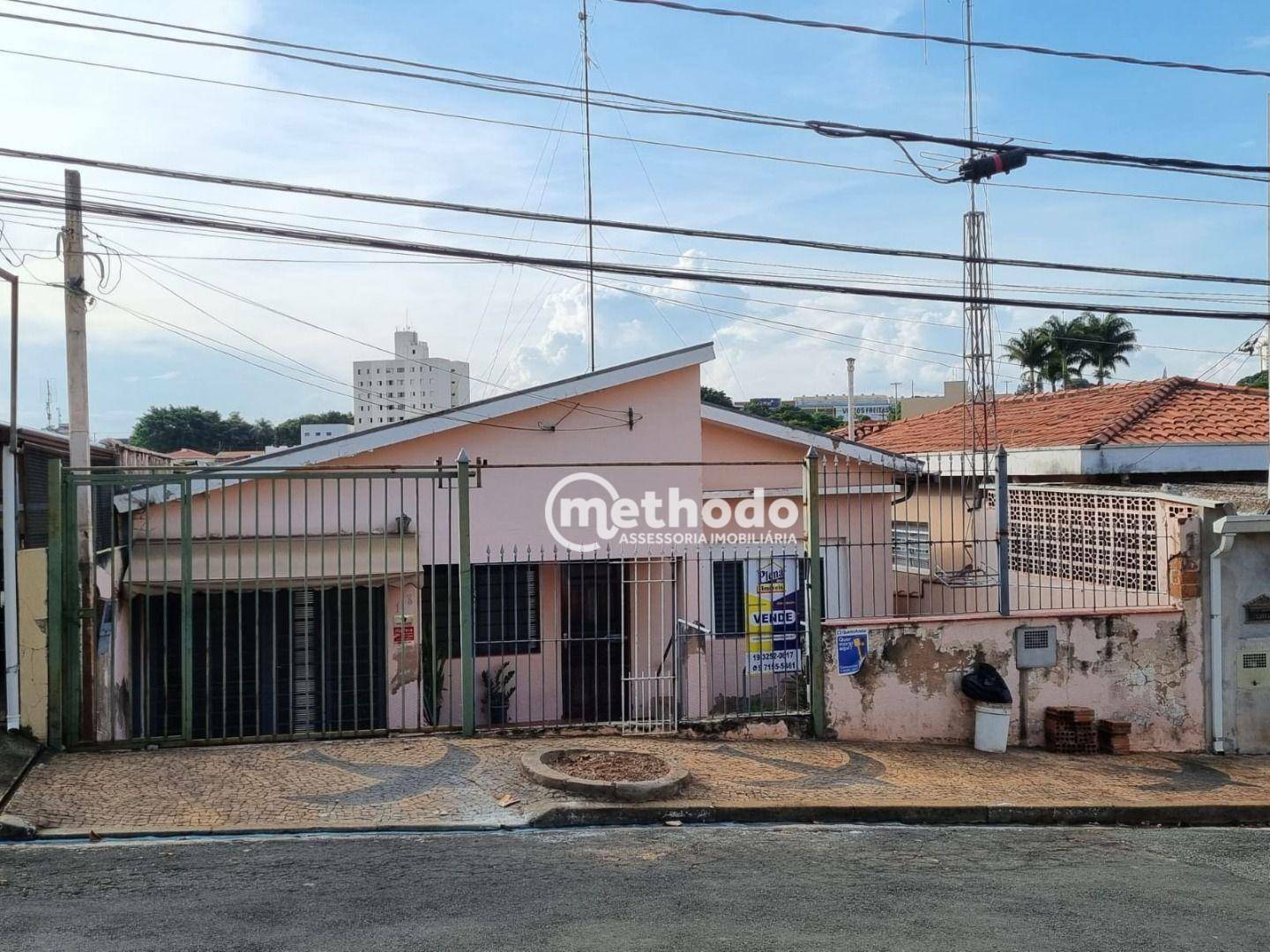 Casa à venda com 2 quartos, 121m² - Foto 1