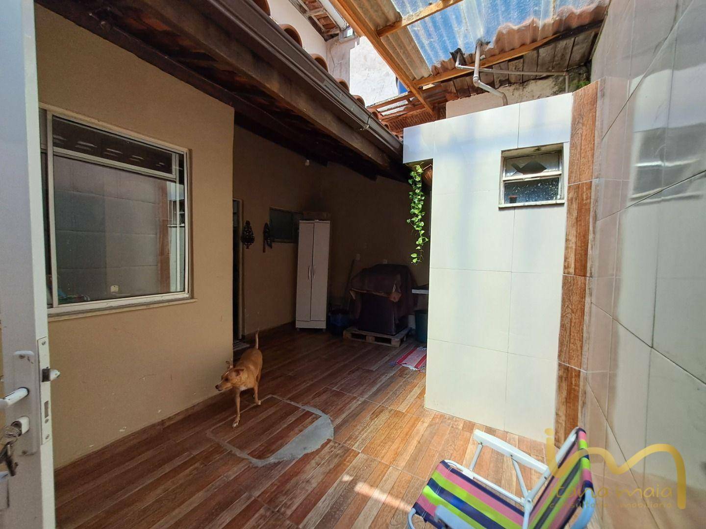 Casa à venda com 4 quartos, 120m² - Foto 12